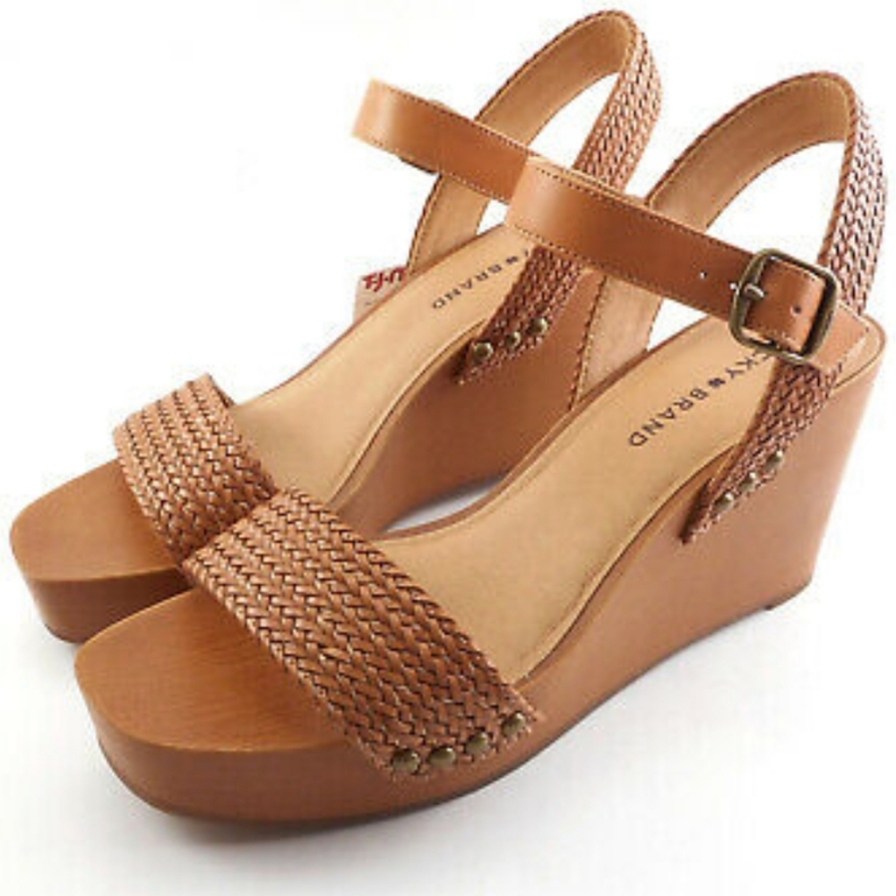 Lucky Brand Zyler sandal tan sz 10 New w/ Box